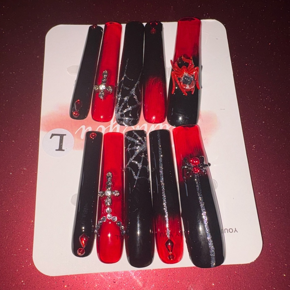Red and Black Gothic Nail Set